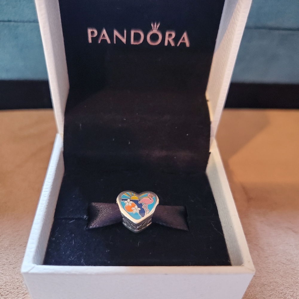 Pandora Destination Florida Heart Charm